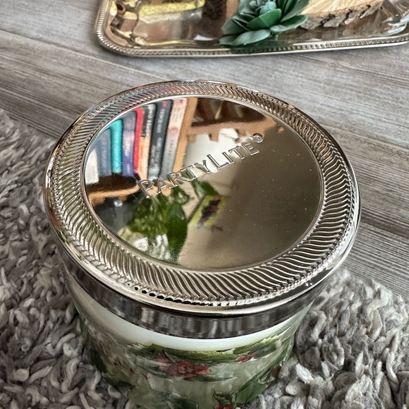 Partylite Holly Jolly Berry signature 3 wick candle jar New - Picture 5 of 5